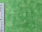 Preview: Patchworkstoff, Meterware. Detailansicht mit Maß. Grün, frühlingsgrün marmorierter Klassiker von Moda aus der Serie Marbles.